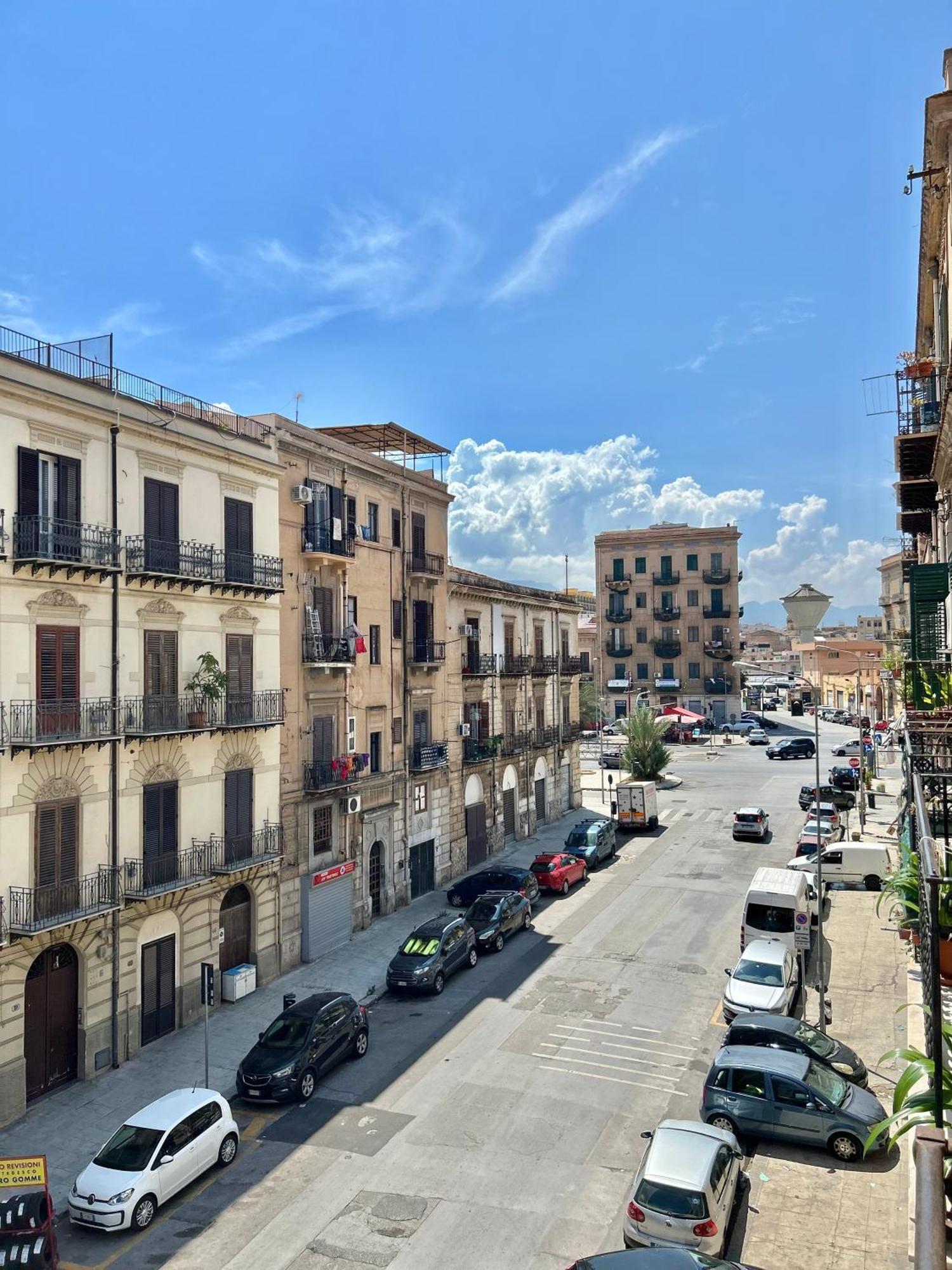 Casa Esteru -Centro Storico Di Palermo- Εξωτερικό φωτογραφία